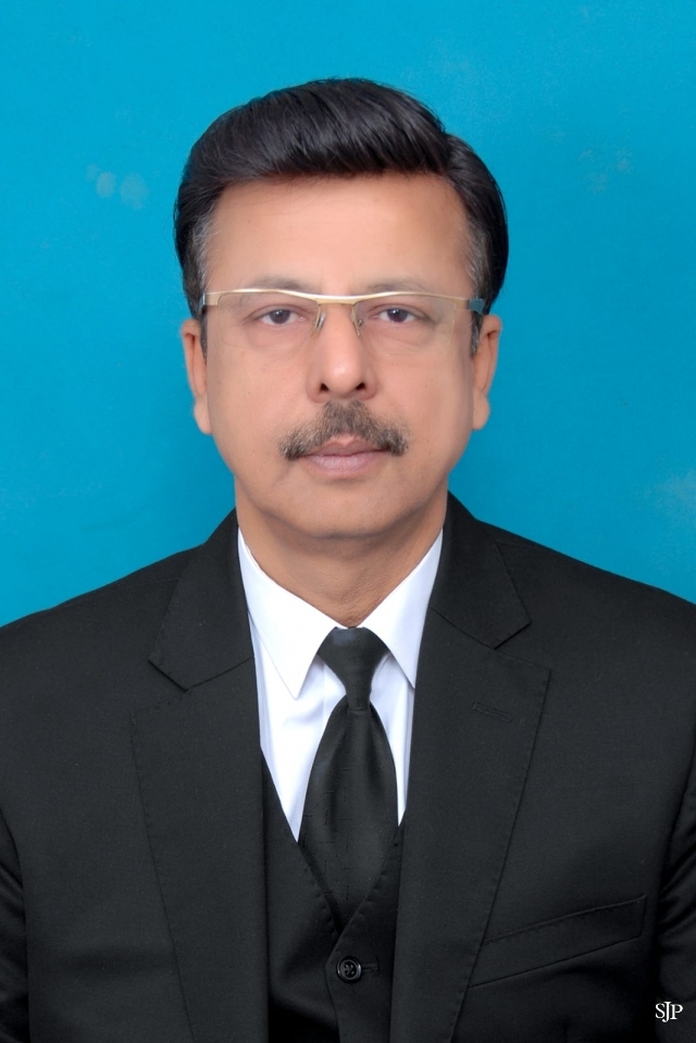 Mr. Naveed Hayat Malik Advocate