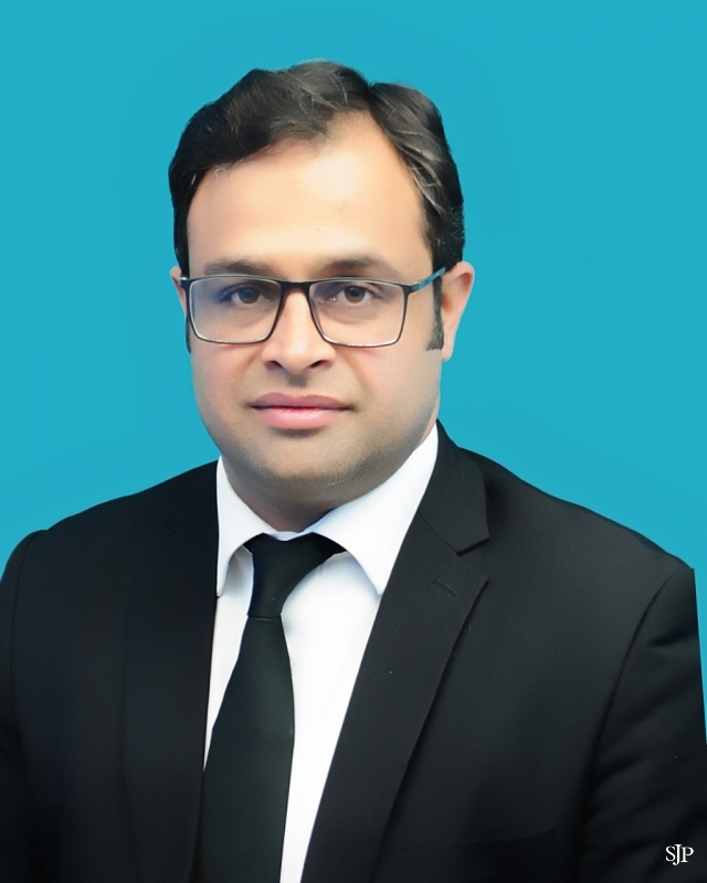 Mr. Rizwan Shabbir Kayani Advocate