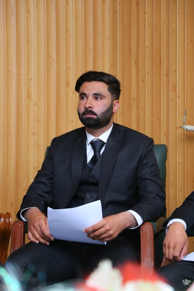 Mr. ATTIQUE SADDIQUE Advocate